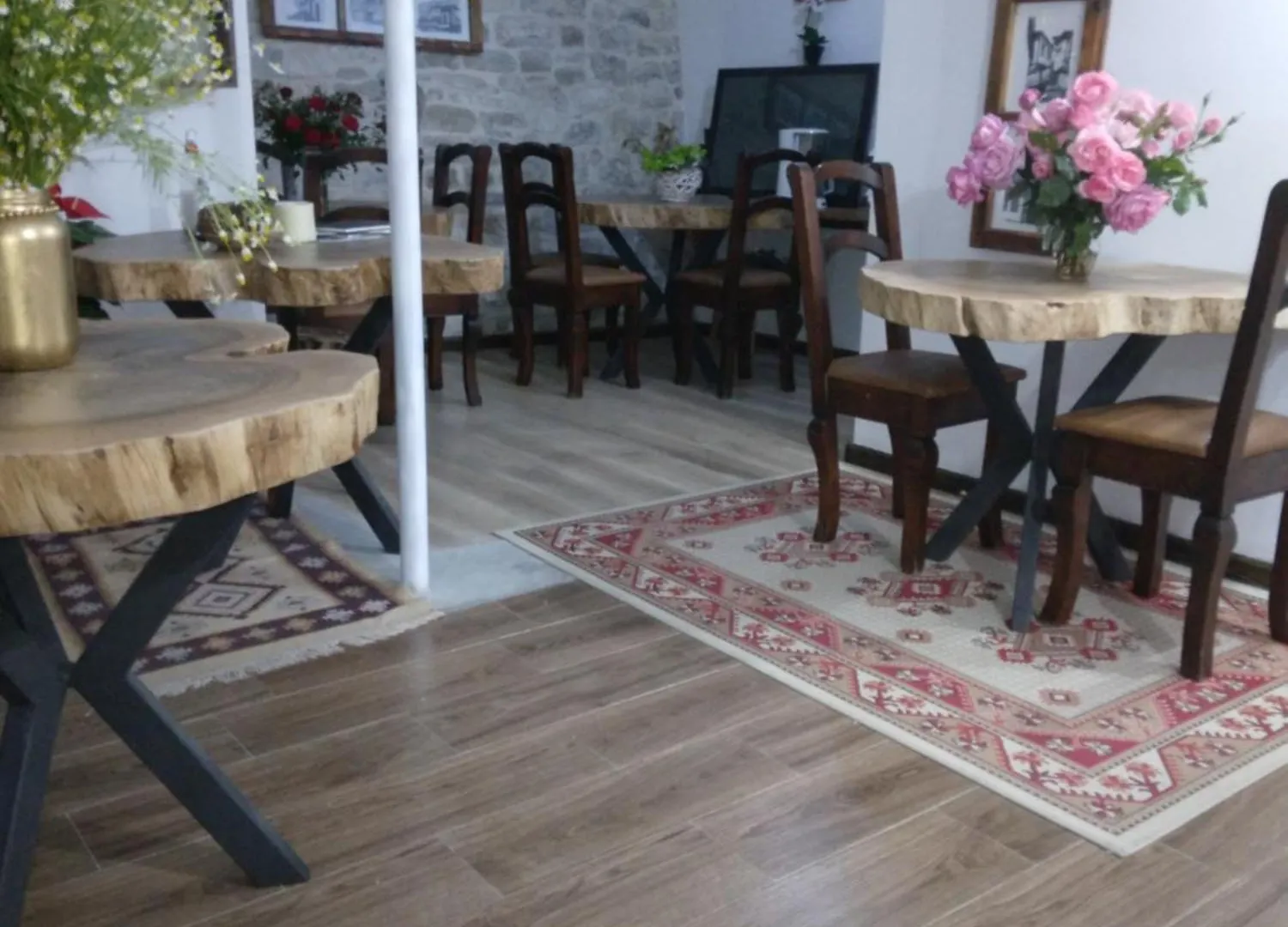 Hotel Omer Berat 0*,