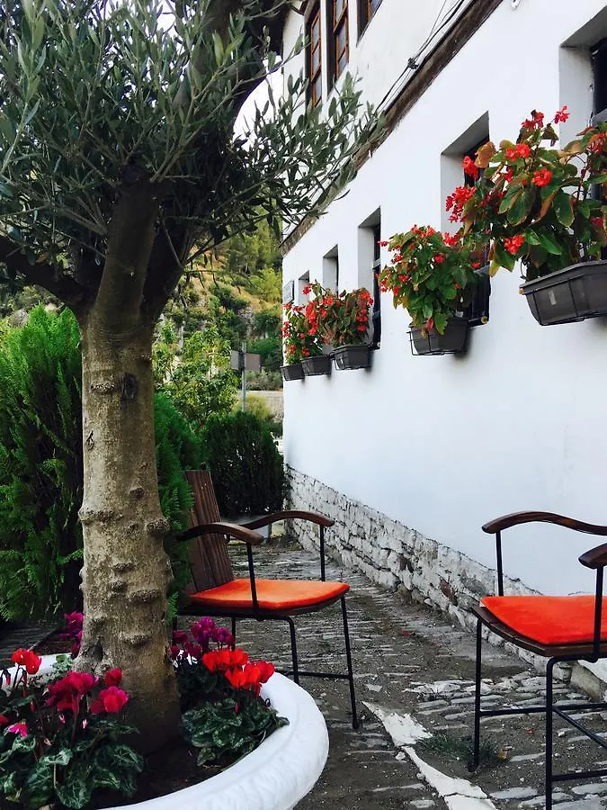 Hotel Omer Berat Albania