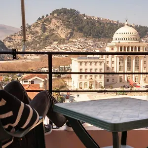 Apartament Egzoni City Center Berat