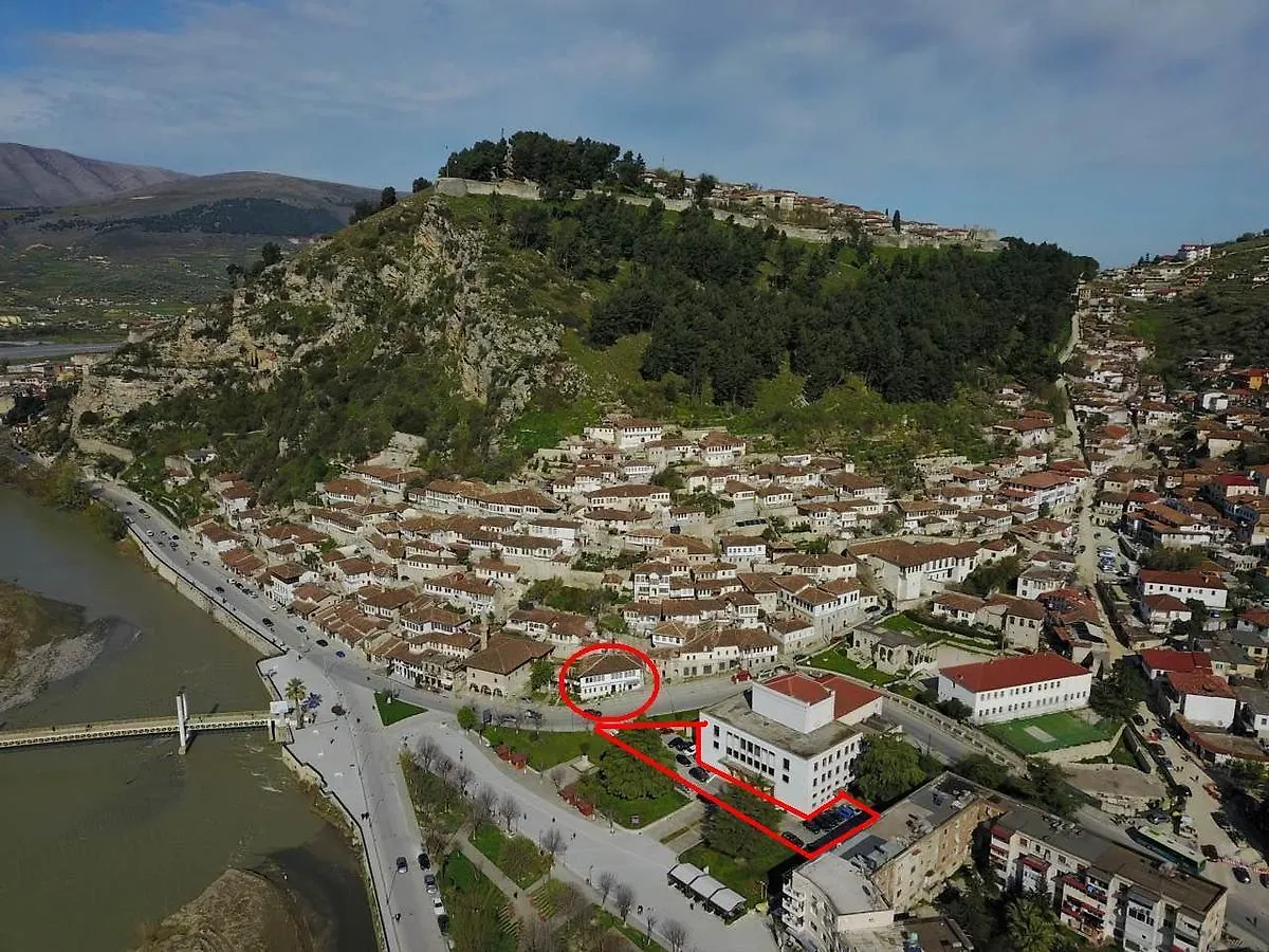 Hotel Omer Berat